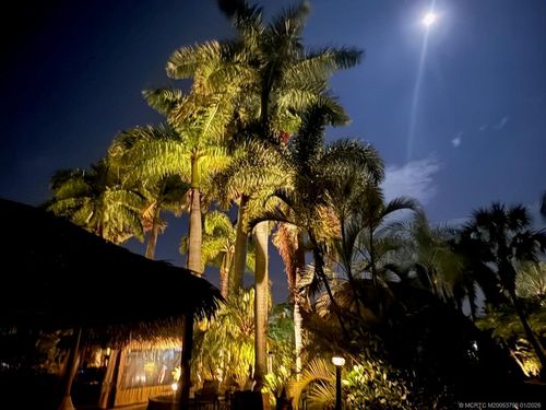 462 Sandtrap Ln, Port Saint Lucie, FL, 34986-2247 | Card Image