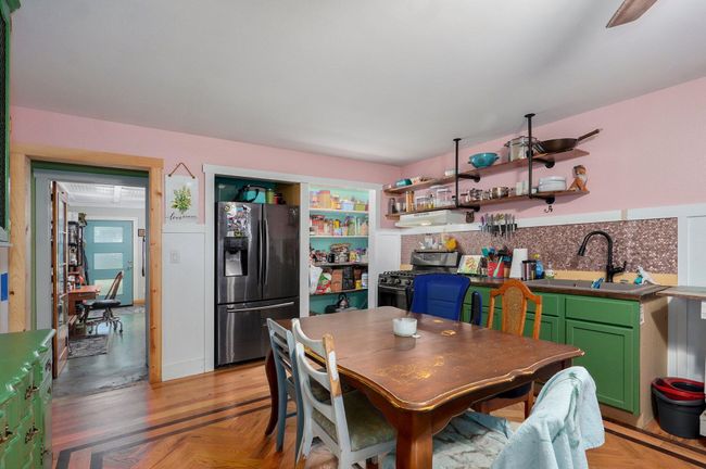 In-law quarters kitchen | Image 25