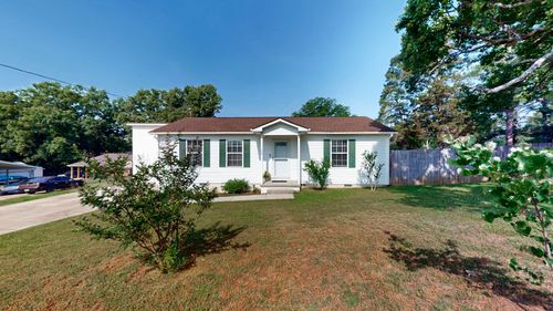 100 Waggoner St, Decherd, TN, 37324 | Card Image