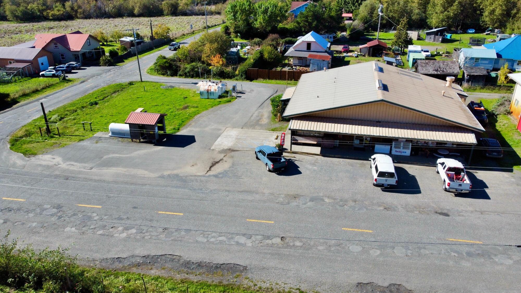 40 Sherman St, Petrolia, CA 95558