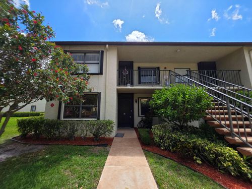 1511-7892 Willow Spring Dr, Lake Worth, FL, 33467-3237 | Card Image