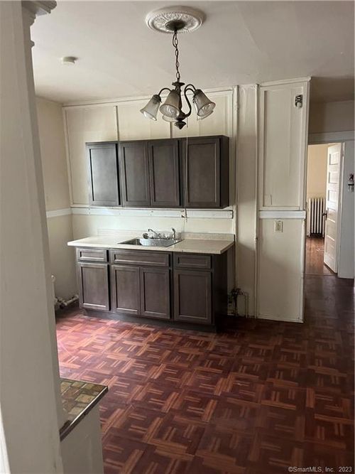 apt-2l-50 Carleton Ave, Bridgeport, CT, 06604-2353 | Card Image