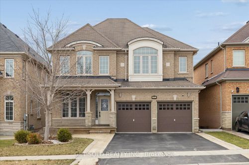 11 Maybeck Dr, Brampton, ON, L6X0Z2 | Card Image