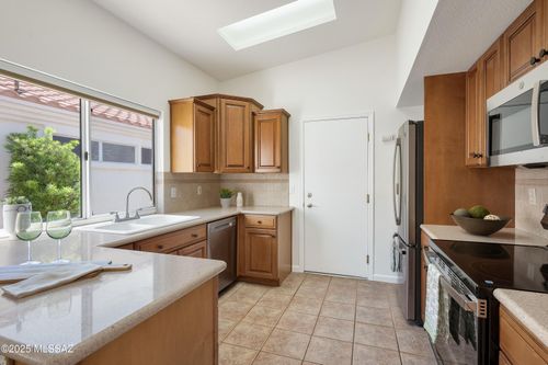 2199 E Jonquil Street, Oro Valley, AZ, 85755 | Card Image