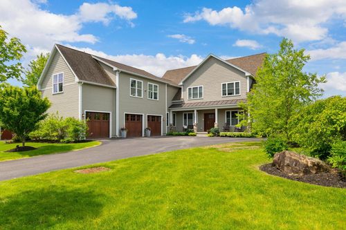 451 Golf Course Rd, South Burlington, VT, 05403-7537 | Card Image