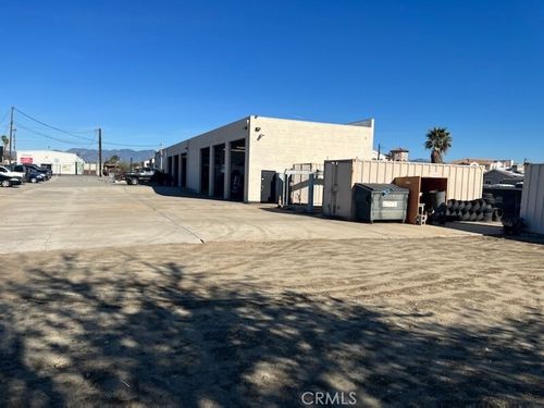 17903 Valley Blvd, Bloomington, CA, 92316-1952 | Card Image