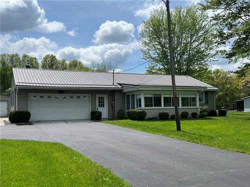 2461 Marr Rd, Pulaski, PA, 16143-3315 | Card Image