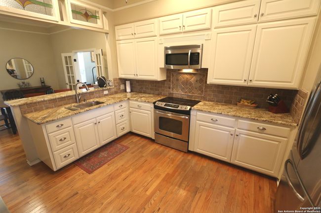 6359 Cooksey Rd, House other with 3 bedrooms, 2 bathrooms and null parking in Adkins TX | Image 28