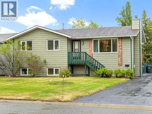 64 Tamarack Dr, Whitehorse, YT, Y1A4Y6 | Card Image