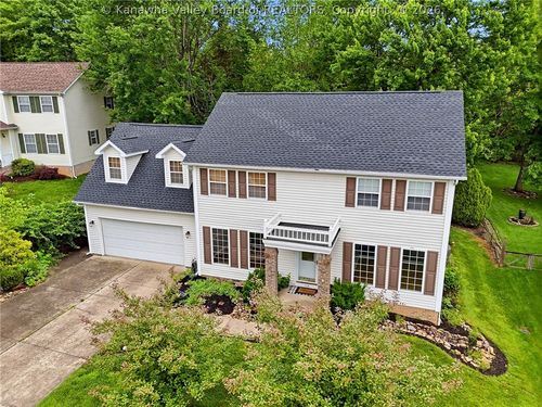114 Heather Ct, Scott Depot, WV, 25560-8813 | Card Image