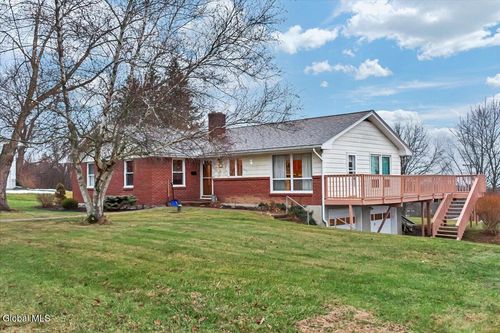 144 Horizon View Dr, East Greenbush, NY, 12061-2415 | Card Image