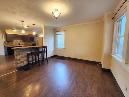 8 Riverside Ct, Blawnox, PA, 15238-3221 | Card Image