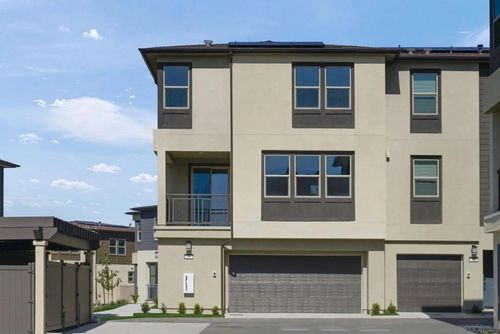 316 Honeysuckle Way, Oceanside, CA, 92057-8252 | Card Image