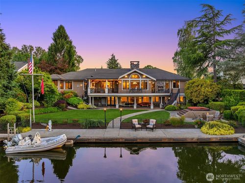 67 Cascade Ky, Bellevue, WA, 98006-1023 | Card Image