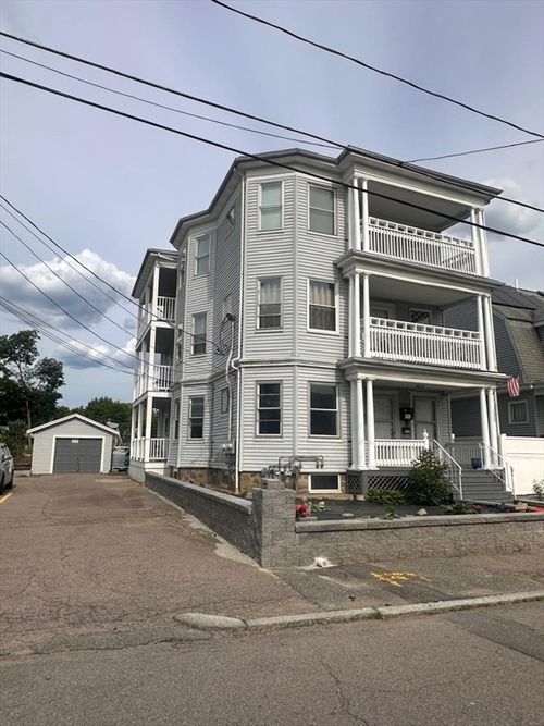 1-440 Moraine St, Brockton, MA, 02301-4911 | Card Image