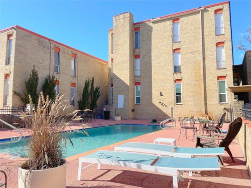 apt-321-3431 Hills Dr, Austin, TX, 78731-3130 | Card Image