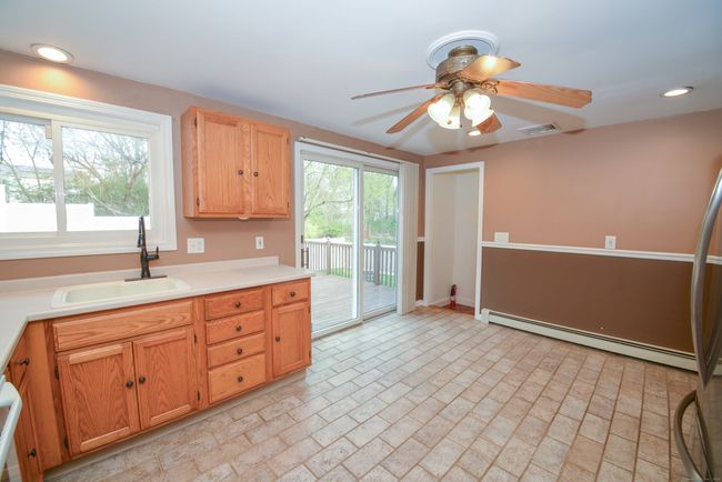 32 Gresham St, House other with 3 bedrooms, 2 bathrooms and null parking in Milford CT | Image 8