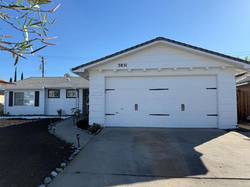 5851 Larry Way, North Highlands, CA, 95660-4414 | Card Image
