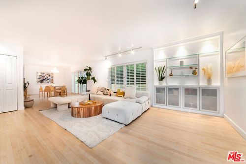 unit-14-933 17th St, Santa Monica, CA, 90403-3266 | Card Image