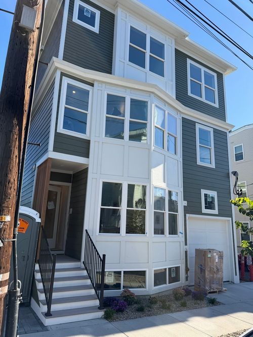 302-261 Princeton St, Boston, MA, 02128 | Card Image