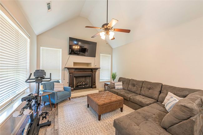 5808 S 67 Th St, House other with 4 bedrooms, 3 bathrooms and null parking in Cave Springs AR | Image 14
