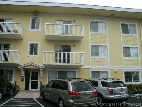 248-150 Ne 15th Ave, Fort Lauderdale, FL, 33301-1758 | Card Image