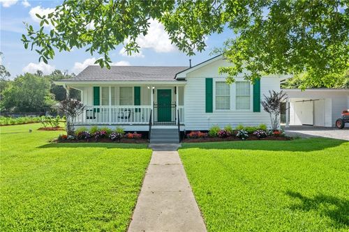225 Magnolia St, Mandeville, LA, 70448-4539 | Card Image