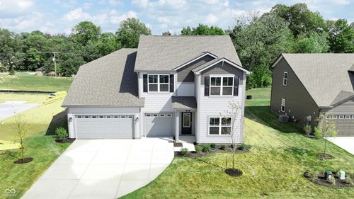 285 Sam Himsel Way, Danville, IN, 46122-7052 | Card Image