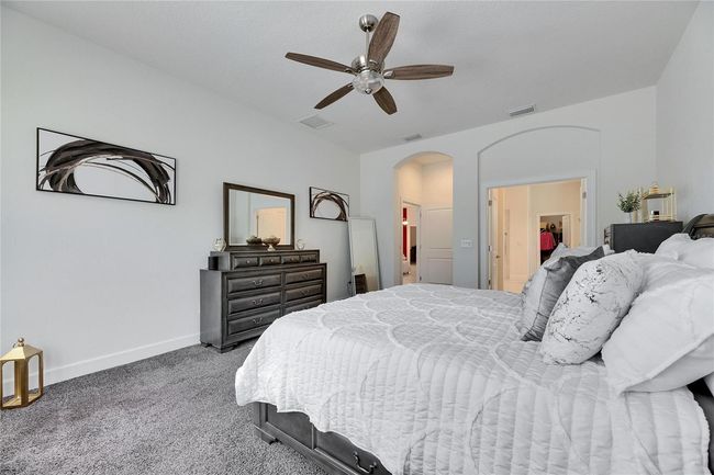 Master Bedroom | Image 32