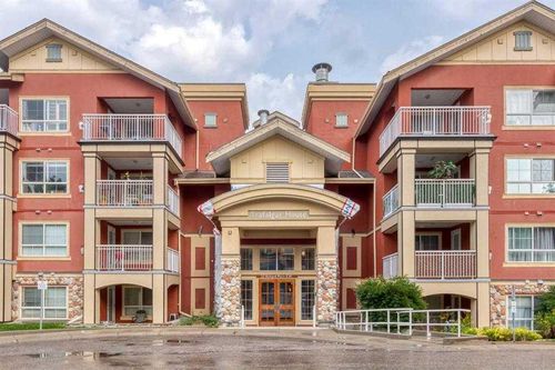 143-22 Richard Pl Sw, Calgary, AB, T3E7N6 | Card Image