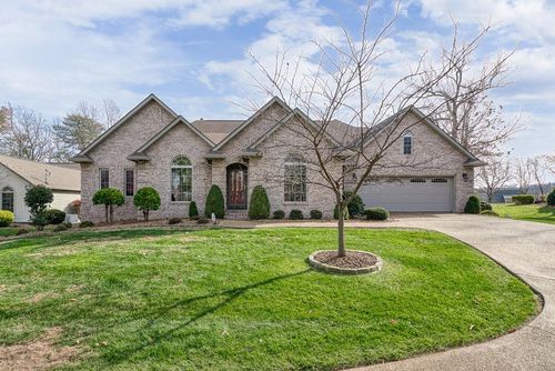 120 Valarian Dr, Crossville, TN, 38558-2705 | Card Image