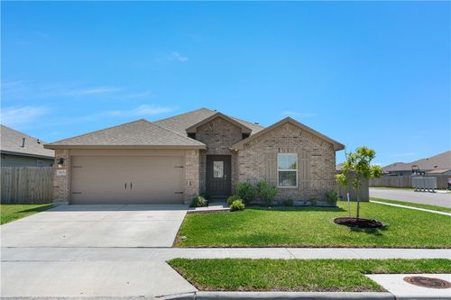 7801 Bullrider Dr, Corpus Christi, TX, 78414-1301 | Card Image