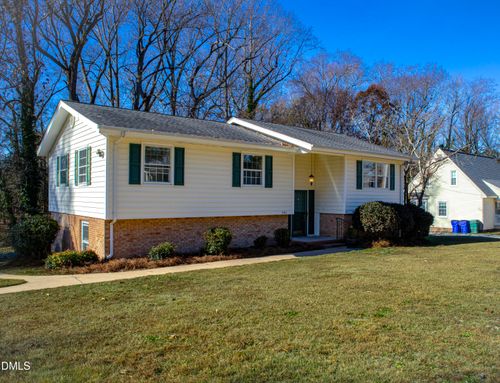 530 Westwood Cir, Nashville, NC, 27856-1126 | Card Image