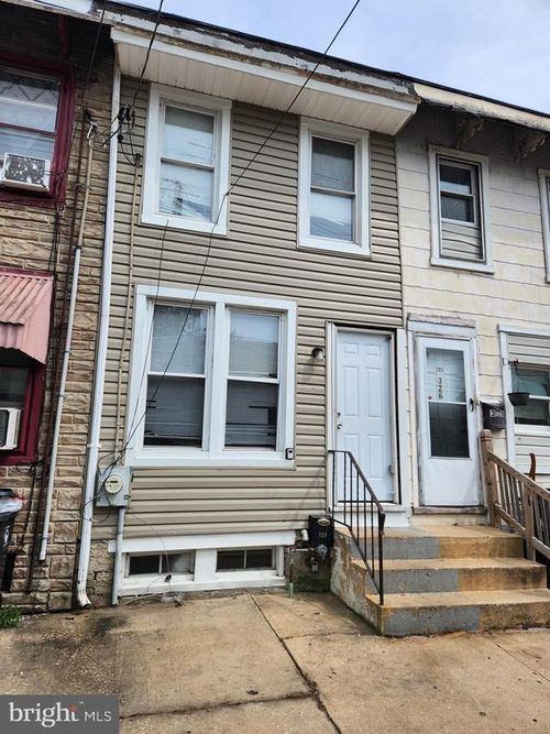 324 Townsend St, WILMINGTON, DE, 19801-5316 | Card Image