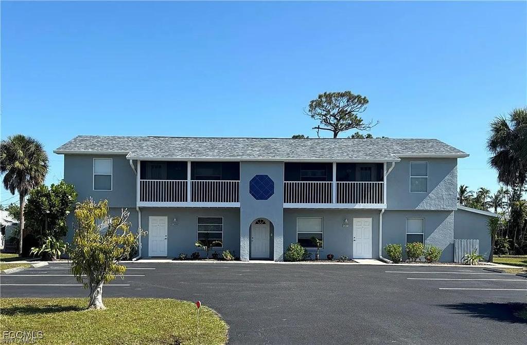 Residential Lease in FORT MYERS