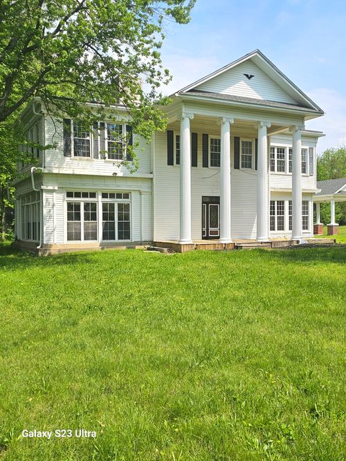 1515 S Park Ave, Alexandria, IN, 46001-8052 | Card Image