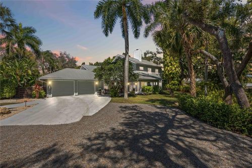 2381 Florinda St, SARASOTA, FL, 34231-4416 | Card Image