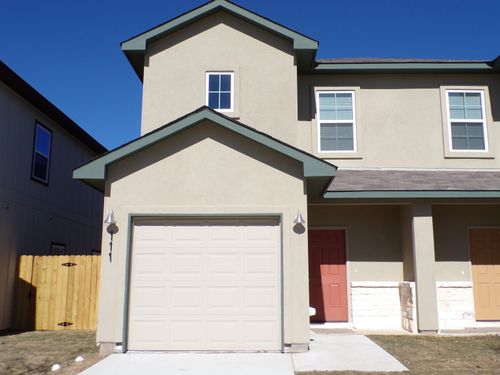 111 Peruna Dr, Marble Falls, TX, 78654-2146 | Card Image