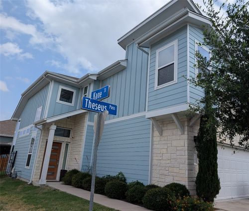79-2201 Theseus Pass, Austin, TX, 78741-4620 | Card Image