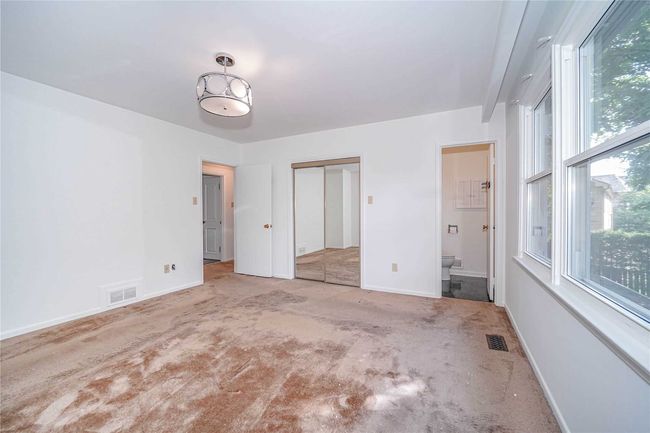 16 Laureleaf Rd, House other with 4 bedrooms, 3 bathrooms and 6 parking in Thornhill ON | Image 16