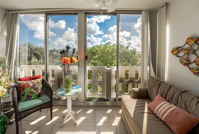 APT-505 - 4330 Hillcrest Dr, Condo with 1 bedrooms, 2 bathrooms and null parking in Hollywood FL | Image 23