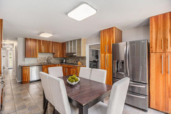 Kitchen | Image 6