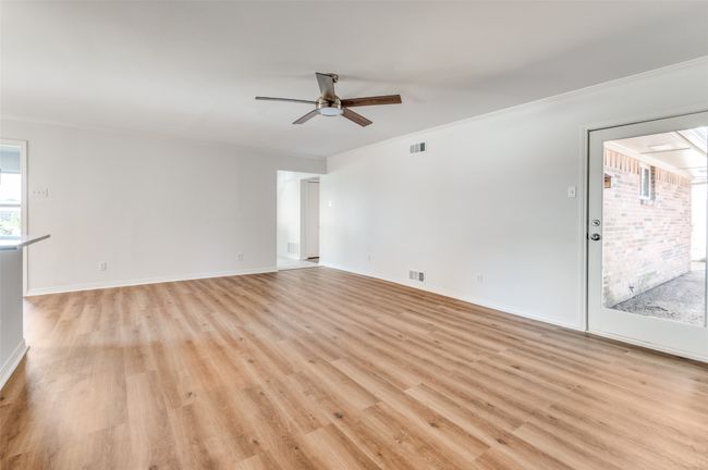 1609 Anderson St, House other with 3 bedrooms, 2 bathrooms and null parking in Irving TX | Image 9