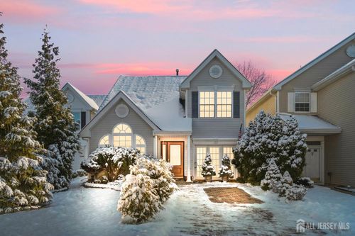 18 Tall Oaks Ct, Old Bridge, NJ, 08857-3526 | Card Image