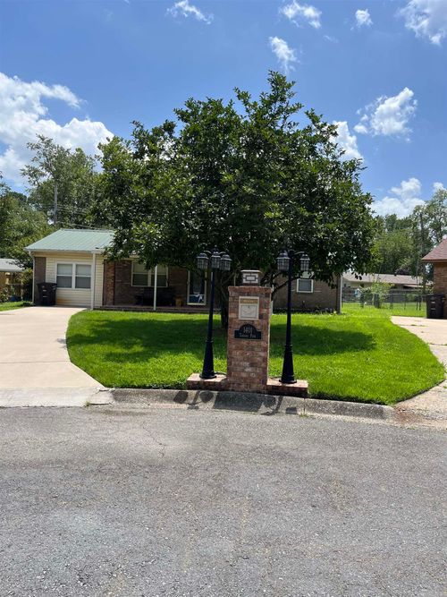 1401 Tamara Park, Jacksonville, AR, 72076-5031 | Card Image