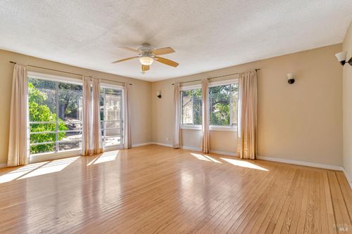 17538 Highland Blvd, Sonoma, CA, 95476-3419 | Card Image