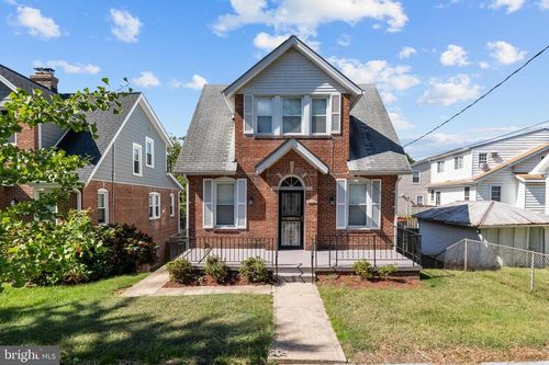6018 2nd St Nw, WASHINGTON, DC, 20011-1422 | Card Image