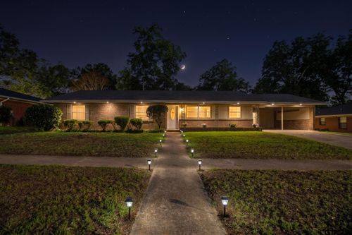117 Ridgecrest Dr, Tyler, TX, 75701-7902 | Card Image