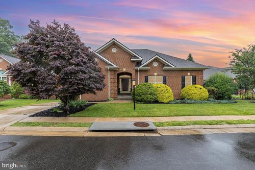 255 Carriage Chase Cir, WARRENTON, VA, 20186-3082 | Card Image