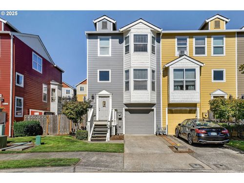 2513 Nw 1st Dr, Gresham, OR, 97030-6821 | Card Image